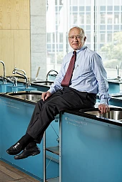 Michael Pieper, Presidente/CEO di Franke ad Aarburg, nello showroom Franke ad Aarburg Michael Pieper, Presidente/CEO di Franke ad Aarburg, nello showroom Franke ad Aarburg