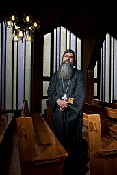 Coptic priest Isidoros El-Anba-Samuel, photographed on October 13, 2011, in the Coptic Church in Dietlikon. Photo by Remo Naegeli Coptic priest Isidoros El-Anba-Samuel, photographed on October 13, 2011, in the Coptic Church in Dietlikon. Photo by Remo Naegeli