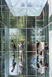 The Korean Pavilion with the work of Kimsooja, taken at the 55th International Art Exhibition The Korean Pavilion with the work of Kimsooja, taken at the 55th International Art Exhibition