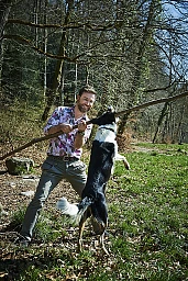 Nik Hartmann e Oshkosh Nik Hartmann e Oshkosh