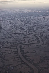 Viel Wasser, wenig Land: Das Mekongdelta bei Cau Mau
