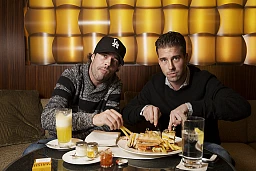 ZwillingsbrÃ¼der Vujo und Aleksander Gavric