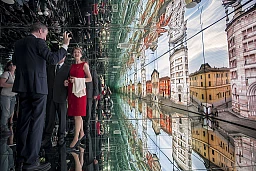 In the photo, Simonetta Sommaruga, President of the Confederation, visits the Italian Pavilion.