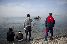 Lausanne, le 2 octobre 2015. Une des dernières baignades des éléphants dans le lac Léman à Bellerive. L'année prochaine ils ne feront plus partie de la tournée du cirque knie. Lausanne, le 2 octobre 2015. Une des dernières baignades des éléphants dans le lac Léman à Bellerive. L'année prochaine ils ne feront plus partie de la tournée du cirque knie.