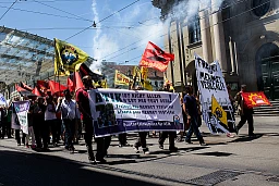 Manifestazione per la liberazione del rifugiato politico riconosciuto Mehmet Yesilcalis il 13 giugno 2015 a Berna Manifestazione per la liberazione del rifugiato politico riconosciuto Mehmet Yesilcalis il 13 giugno 2015 a Berna