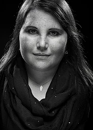 "Mirjam", immagine dal libro di ritratti "Out of Breath - People with Cystic Fibrosis", novembre 2016 "Mirjam", immagine dal libro di ritratti "Out of Breath - People with Cystic Fibrosis", novembre 2016