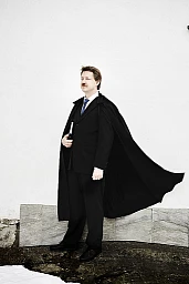 Albrecht Merkel ist evangelischer Pfarrer in Flond.