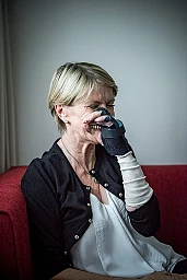 La giornalista dell&#39;Associated Press (AP) Kathy Gannon, fotografata allo Sheraton Sihlcity. (Tamedia AG/Thomas Egli, 2 maggio 2016)