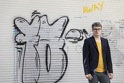 Bern 12.4.2017. Florian Burkhard, alias Electroboy, fotografiert im Berner Mattequartier. Bern 12.4.2017. Florian Burkhard, alias Electroboy, fotografiert im Berner Mattequartier.