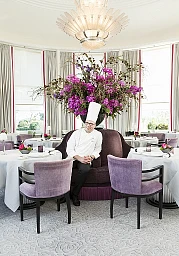 Laurent Eperon, Chef de Cuisine, fotografiert im Restaurant Pavillon, Baur au Lac