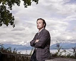 Morges, septembre 2017. Vincent Perez, comédien, metteur en scène et photographe vaudois. Sur les bords du lac,