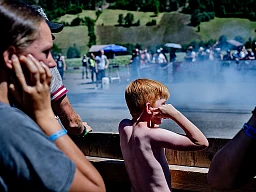 le « Hangar Rockin à St Stephan, dans l’Oberland bernois, sur la piste de l’aérodrome. Le 01.07.2018 © David Wagnieres le « Hangar Rockin à St Stephan, dans l’Oberland bernois, sur la piste de l’aérodrome. Le 01.07.2018 © David Wagnieres