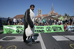 Lausanne, 20 septembre 2019 Manifestation Extinction-Rébellion (XR). Action de blocage du pont Bessières. ©Florian Cella/24Heures