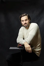 Der Schauspieler Max Simonischek spielt aktuell die Hauptrolle im Film «Zwingli»