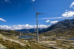 Il parco eolico terminato, fine autunno 2020, foto Nicola Demaldi Il parco eolico terminato, fine autunno 2020, foto Nicola Demaldi
