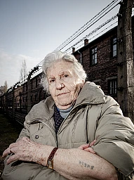 Foto: Thomas Meier, Polen, Auschwitz / Birkenau, 27.01.20. Repo KZ Auschwitz. Nina Weil hat das KZ überlebt. Foto: Thomas Meier, Polen, Auschwitz / Birkenau, 27.01.20. Repo KZ Auschwitz. Nina Weil hat das KZ überlebt.