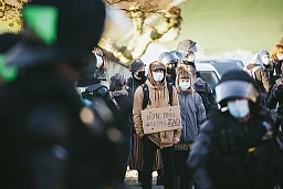 Impressionen von der Raeumung der ZAD de la Colline fotografiert am 30.03.2021 in La Sarraz. (Manuel Lopez) Impressionen von der Raeumung der ZAD de la Colline fotografiert am 30.03.2021 in La Sarraz. (Manuel Lopez)
