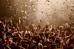 Erste Partynacht nach Corona in der solothurner Kulturfabrik Kofmehl Erste Partynacht nach Corona in der solothurner Kulturfabrik Kofmehl