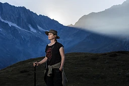 Alp Pontimia, Herdenschutz Einsatz, auf dem Bild: Daniela Ruch (Hirtin) Alp Pontimia, Herdenschutz Einsatz, auf dem Bild: Daniela Ruch (Hirtin)