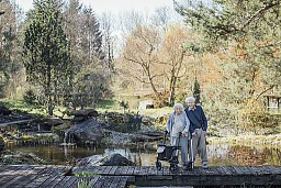 SchweizerFamilie Ehepaar Schneider ValentinaVerdesca_1 SchweizerFamilie Ehepaar Schneider ValentinaVerdesca_1