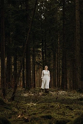 Wicca- eine moderne Hexe Wicca- eine moderne Hexe