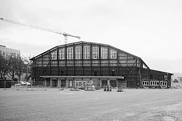 Die Festhalle vor dem Abbruch.