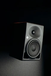 Soundboxen im SRF-Studio wo Ralph Wicki den Nachtclub moderiert Soundboxen im SRF-Studio wo Ralph Wicki den Nachtclub moderiert