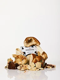 Für das NZZ Folio, "Schmutzige Geheimnisse", alle 10 Jahre untersucht der Bund den Abfall der Nation. Fotografiert in Perlen, Luzern.