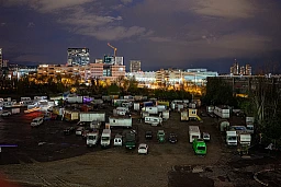 01 - La Rotonda and all the wagons right after the move in Hardturmplatz, Zurich, Switzerland. April 2023. 01 - La Rotonda and all the wagons right after the move in Hardturmplatz, Zurich, Switzerland. April 2023.