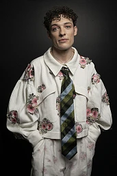 Musiker Nemo vertritt die Schweiz am Eurovision Song Contest, ESC, 2024 in Schweden, aufgenommen am Donnerstag, 29. Februar 2024 in Zuerich. (KEYSTONE/Ennio Leanza)